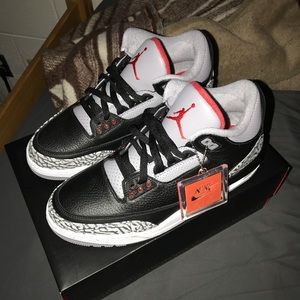 Air Jordan 3 Retro “Black Cement”